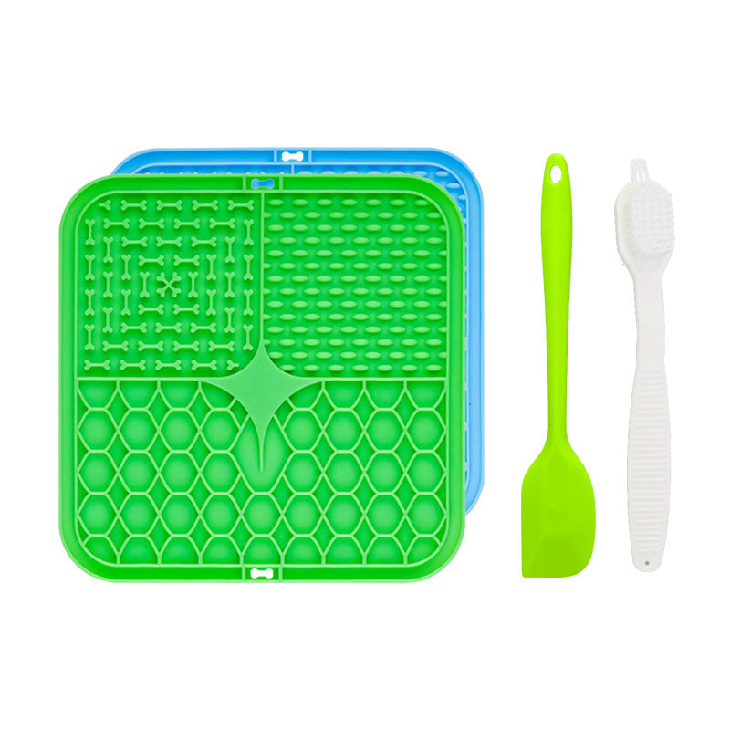 Silicone pet licking pad